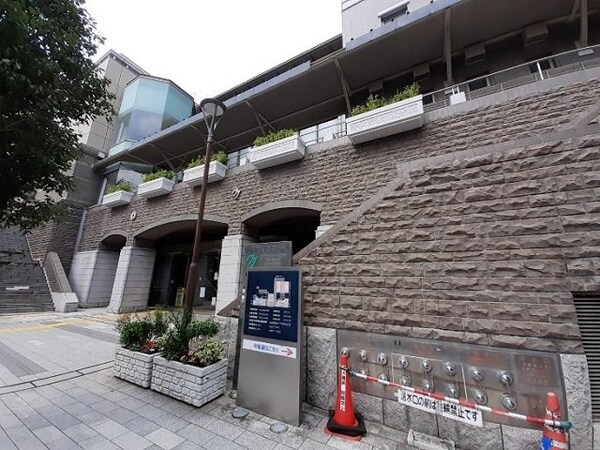 周辺環境(多摩区役所まで100m)