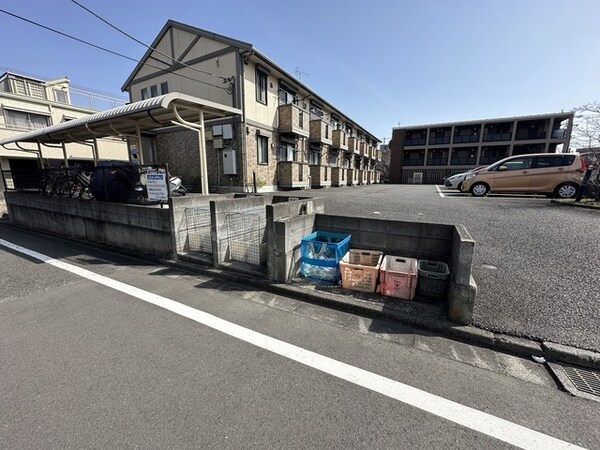 敷地内/建物