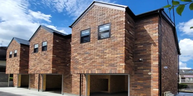 HIDEAWAYS Garage Terrace