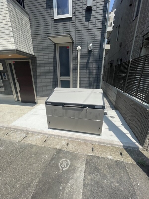 敷地内/建物