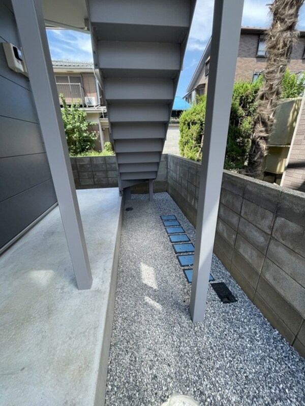 敷地内/建物