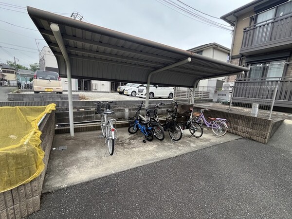 敷地内/建物