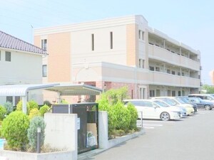 リリーハイム・Ⅱ外観写真