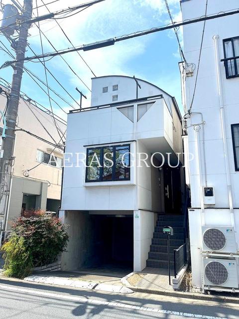 大泉町2丁目戸建貸家