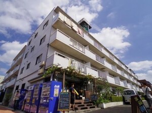 第二鴨下マンション外観写真