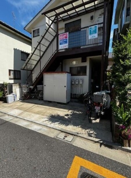 泉ハイツ外観写真