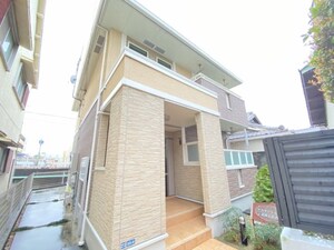 アルカンシェル武庫之荘西外観写真