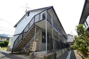 ハイエスト5 B棟外観写真