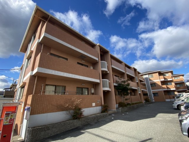ハイツ室川1
