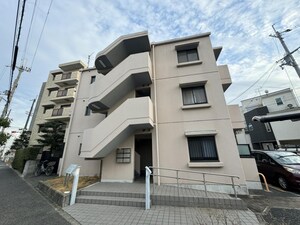 グランドール塚口外観写真