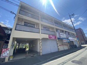 高平マンション外観写真