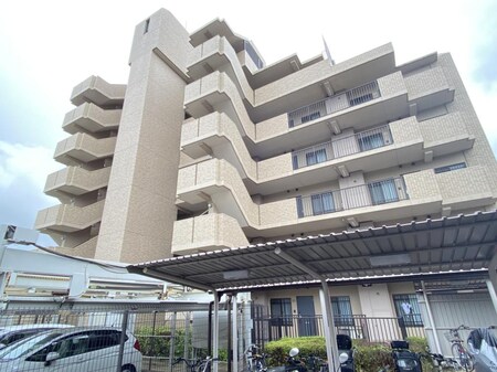 カデット真趣園宝塚外観写真