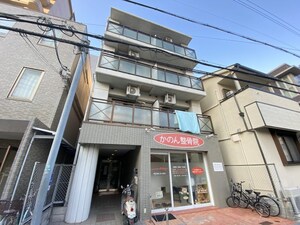ラ・グリシーナ外観写真