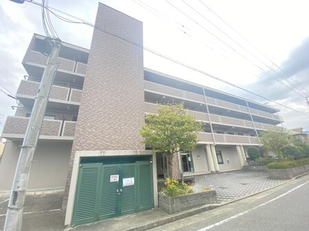 マンションむなかた外観写真