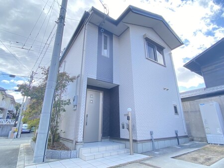ブラウ戸建外観写真