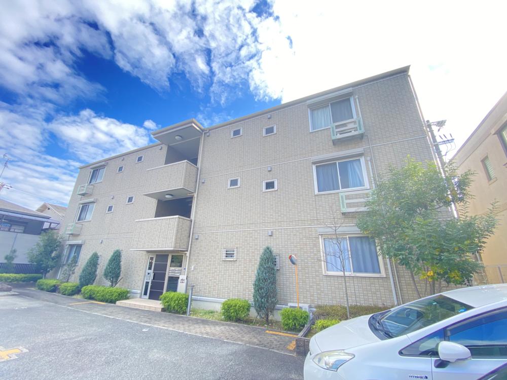 アリュール逆瀬川