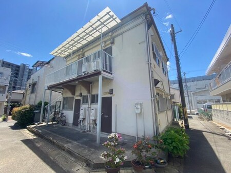 ハイツ八坂外観写真