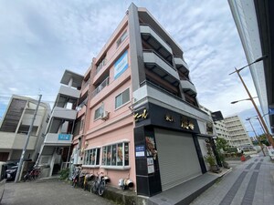 エイチ・ツーオー甲子園外観写真