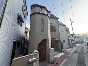鶴の荘貸家外観写真