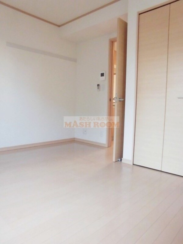 寝室(寝室です)