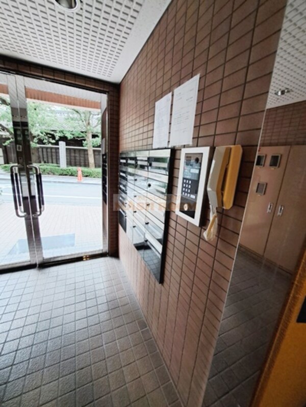 ロビー・ラウンジ