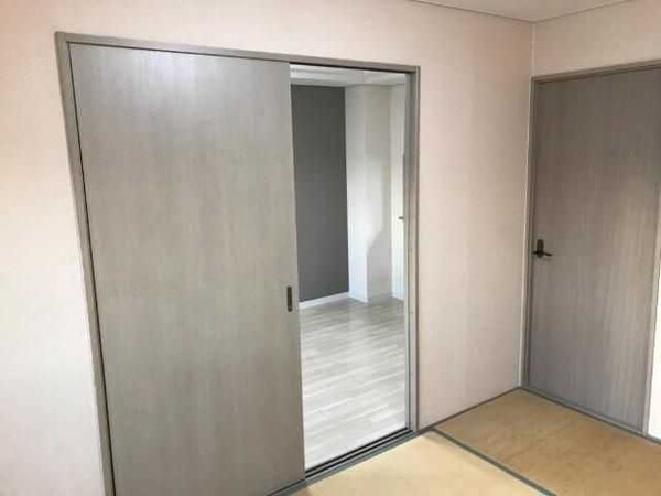 ベッドルーム