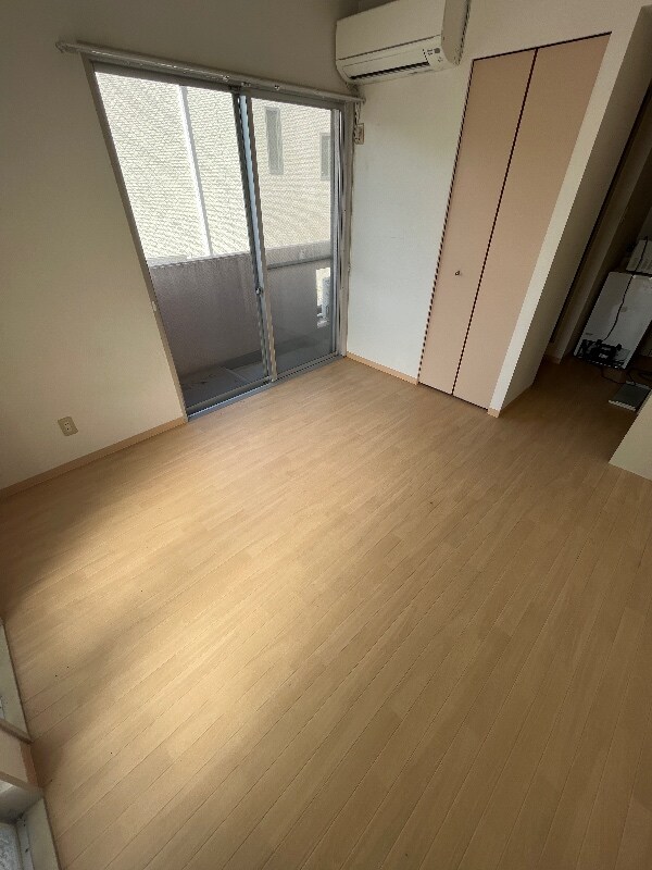 ベッドルーム