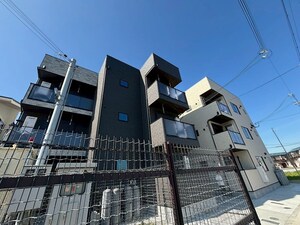 ボヌール英賀保駅前II外観写真