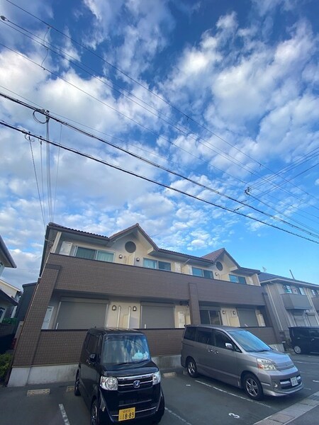 アグレアーブル外観写真