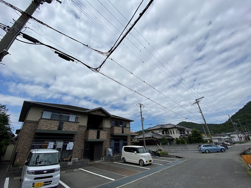 ヴィラウィッシュA