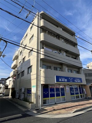 ネオライフ伊丹外観写真