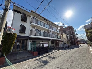 マンション寿宏外観写真