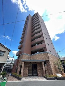 プレジオ十三の外観写真