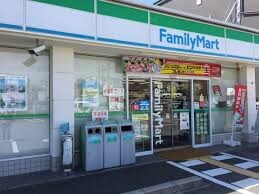 ファミリーマート 豊中春日町店