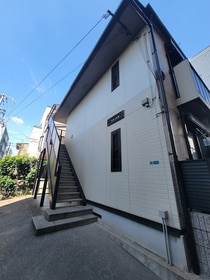 阪急京都線 十三駅 2階建 築23年の外観写真