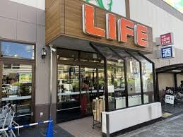 ライフ十三東店