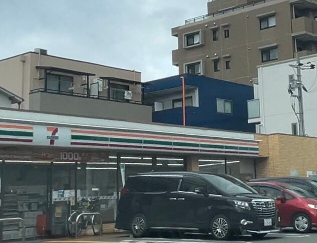 セブンイレブン 尼崎上坂部3丁目店