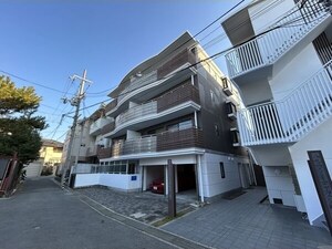 エスタ桜塚A棟外観写真