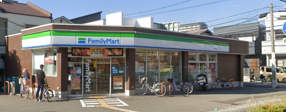 ファミリーマート 常光寺店