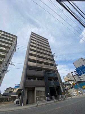 スワンズ大阪アクシオン外観写真