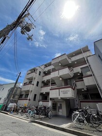 アダージオ若王寺の外観写真