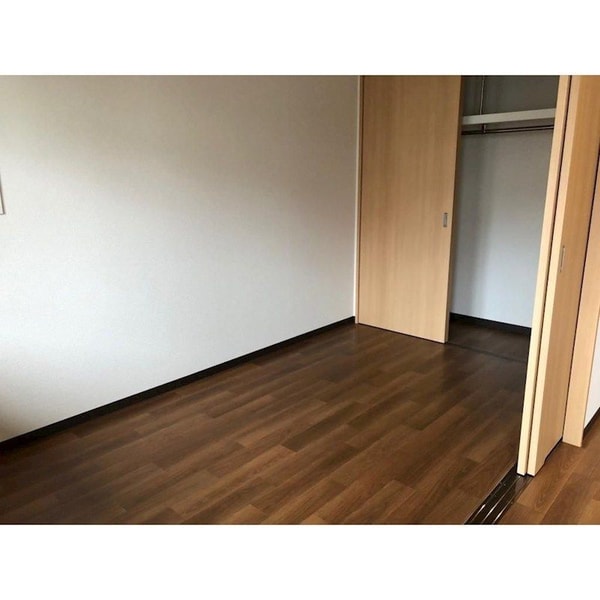 ベッドルーム