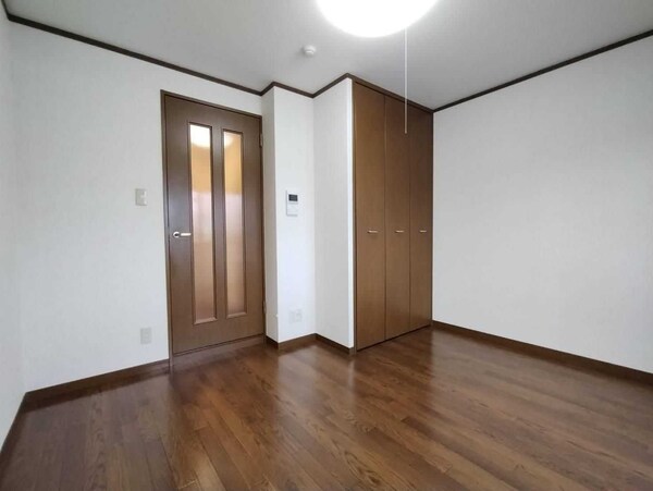 リビング(※201号室参考写真)