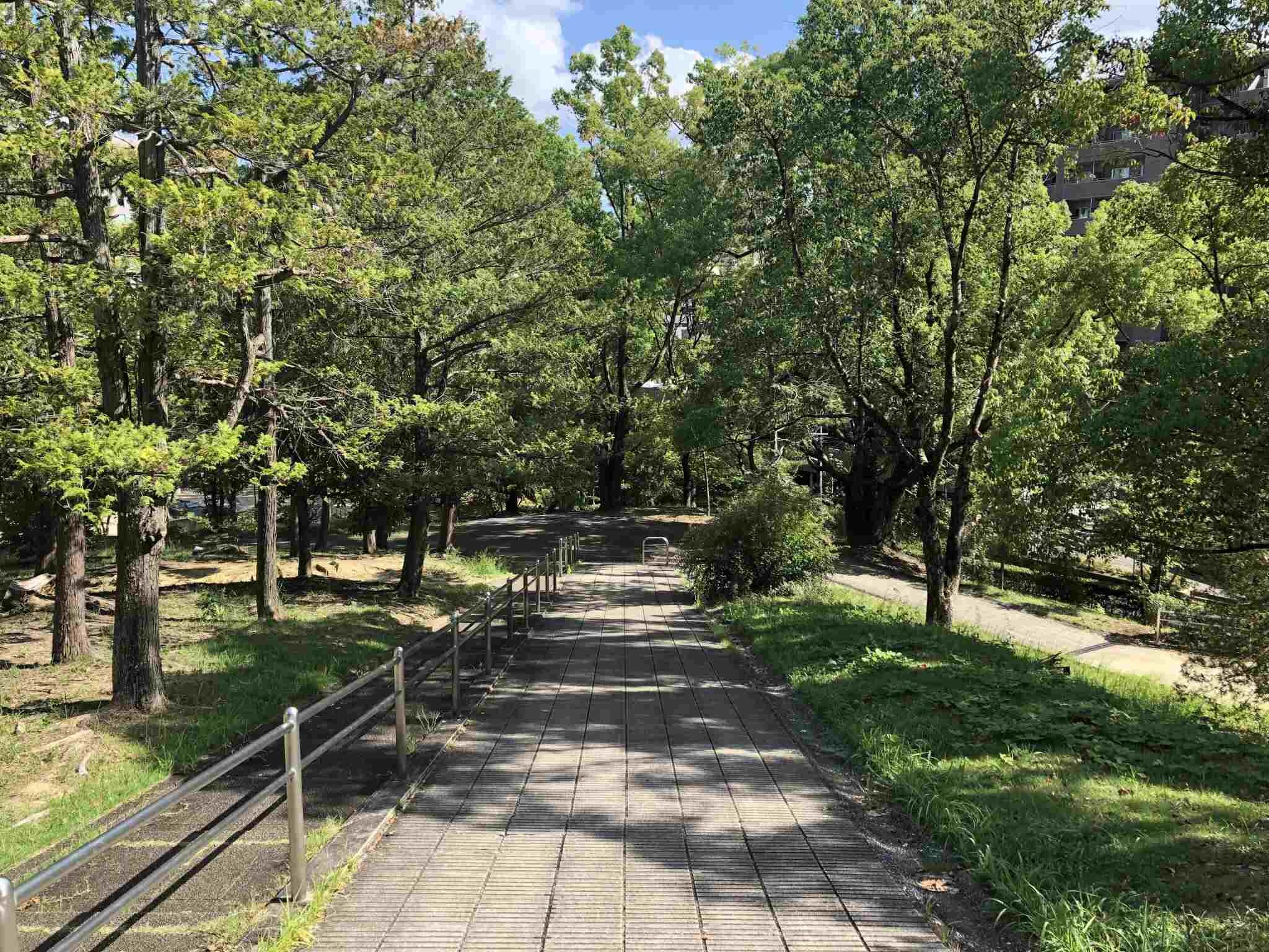 千里西町公園