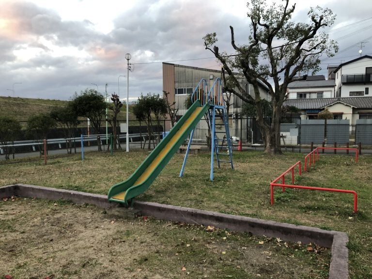 上津島二丁目児童遊園