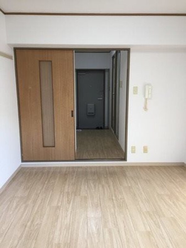 ベッドルーム