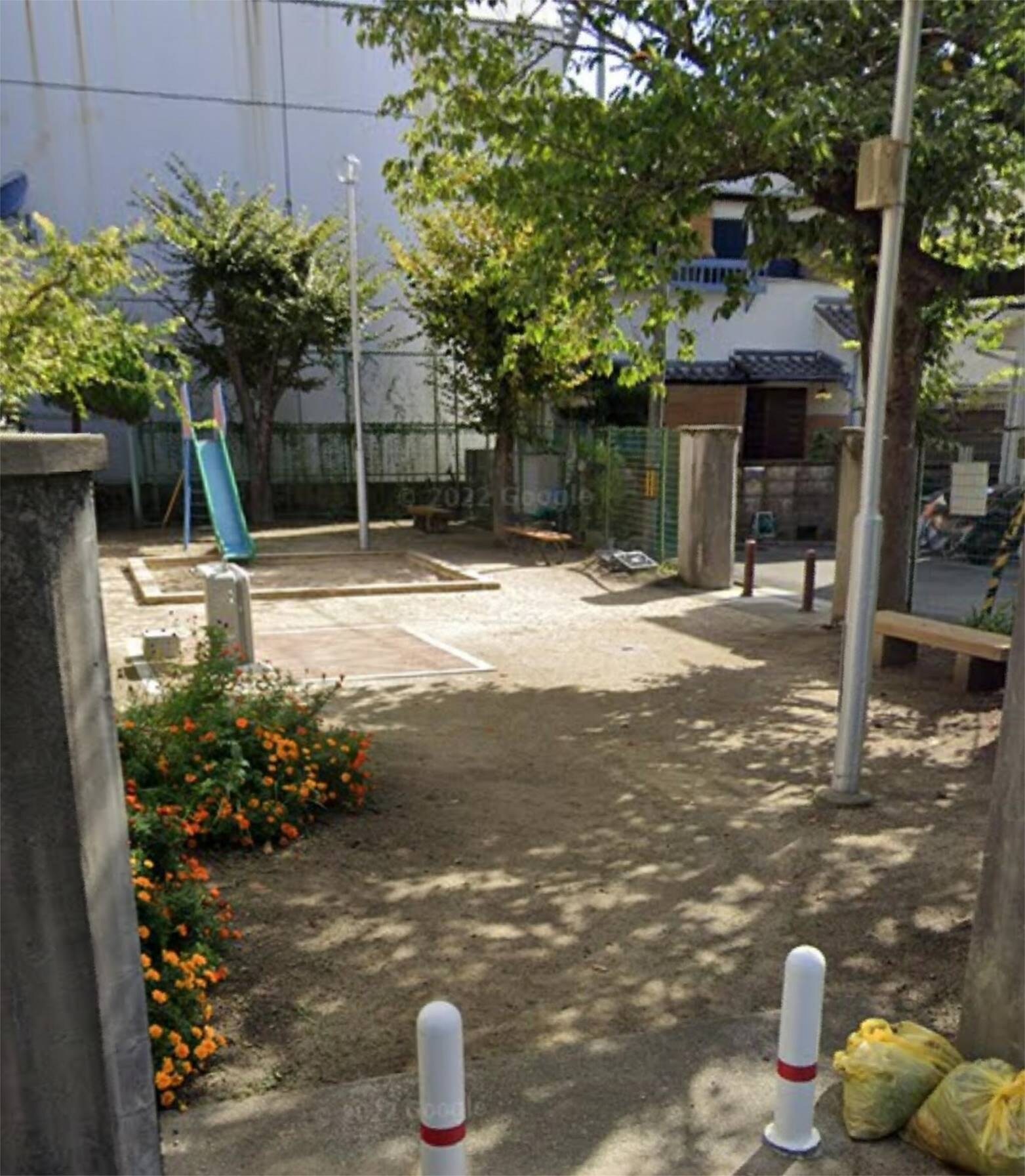 蛍池西町二丁目公園