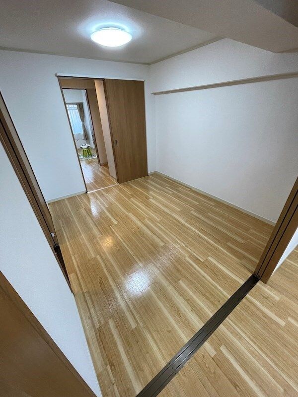 ベッドルーム