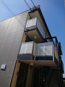 レオパレスアークの外観写真