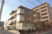 RAVINE 千里中央の外観写真